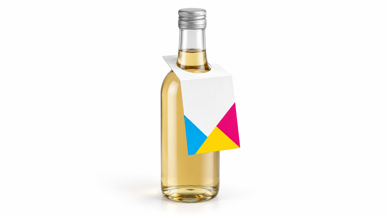 Klassischer Flaschenhänger im CMYK-Design an einer Getränkeflasche